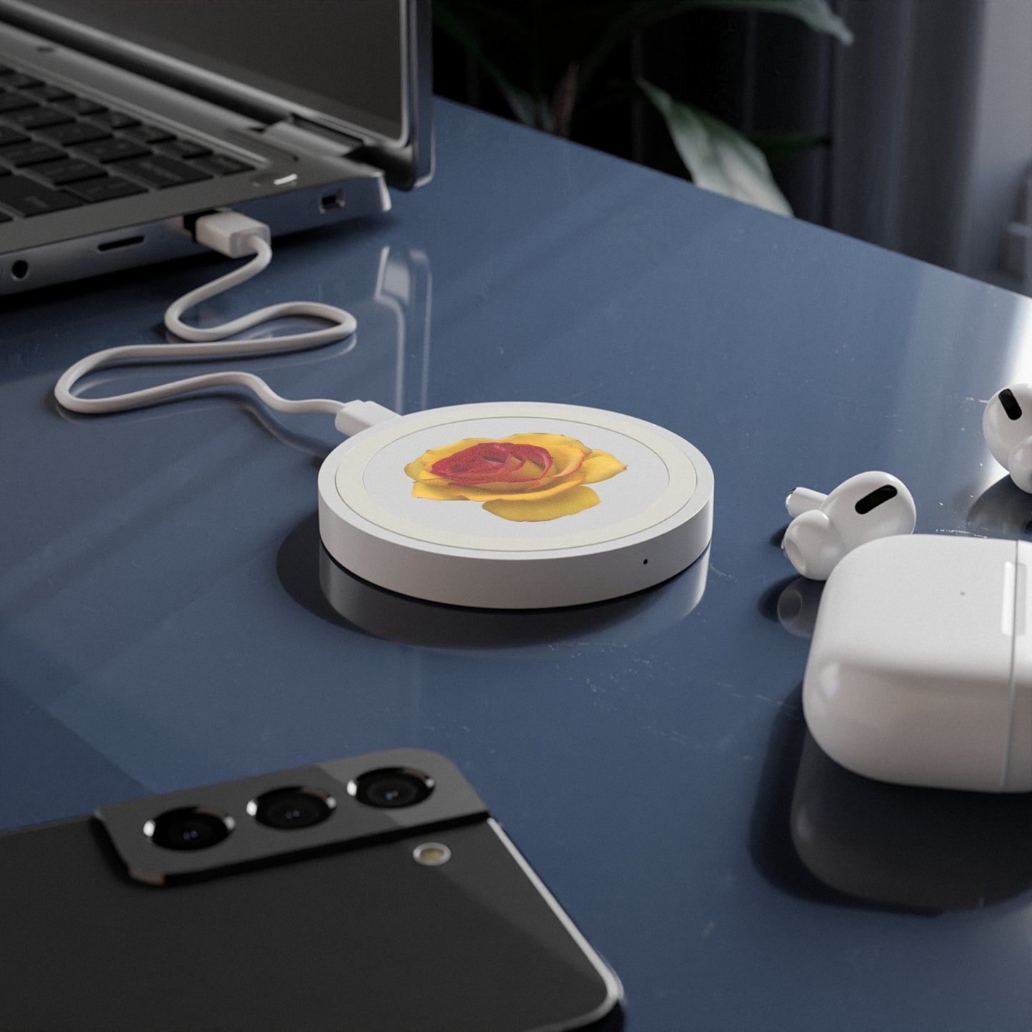 "Love Our Friendship" Quake Wireless Charging Pad